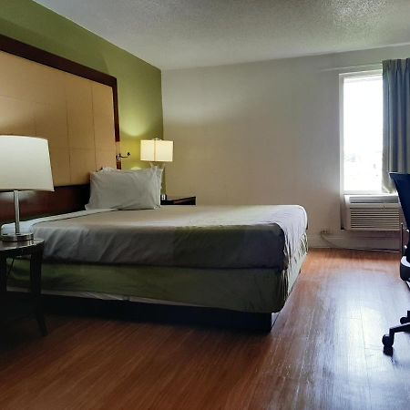 Econo Lodge Airport Near Billy Graham Parkway Charlotte Eksteriør billede