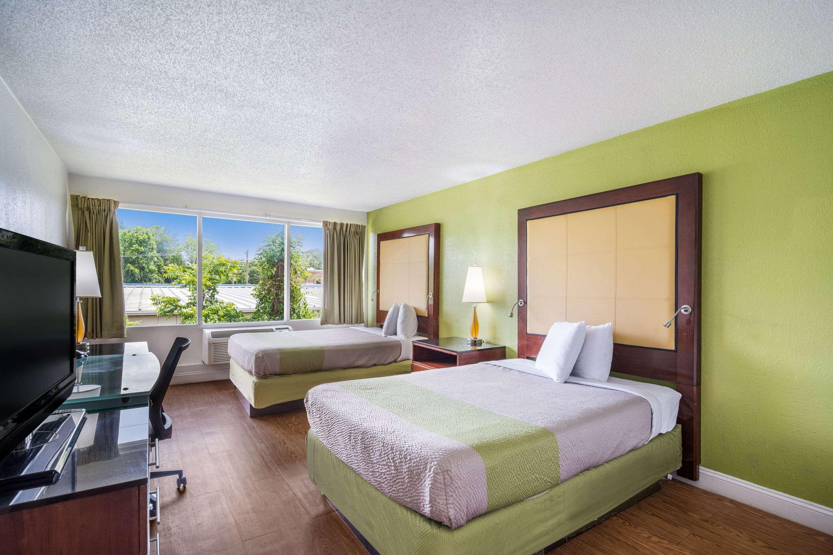 Econo Lodge Airport Near Billy Graham Parkway Charlotte Eksteriør billede