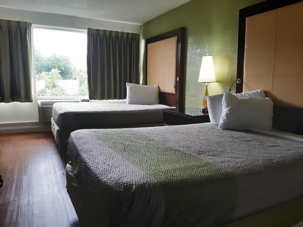Econo Lodge Airport Near Billy Graham Parkway Charlotte Eksteriør billede
