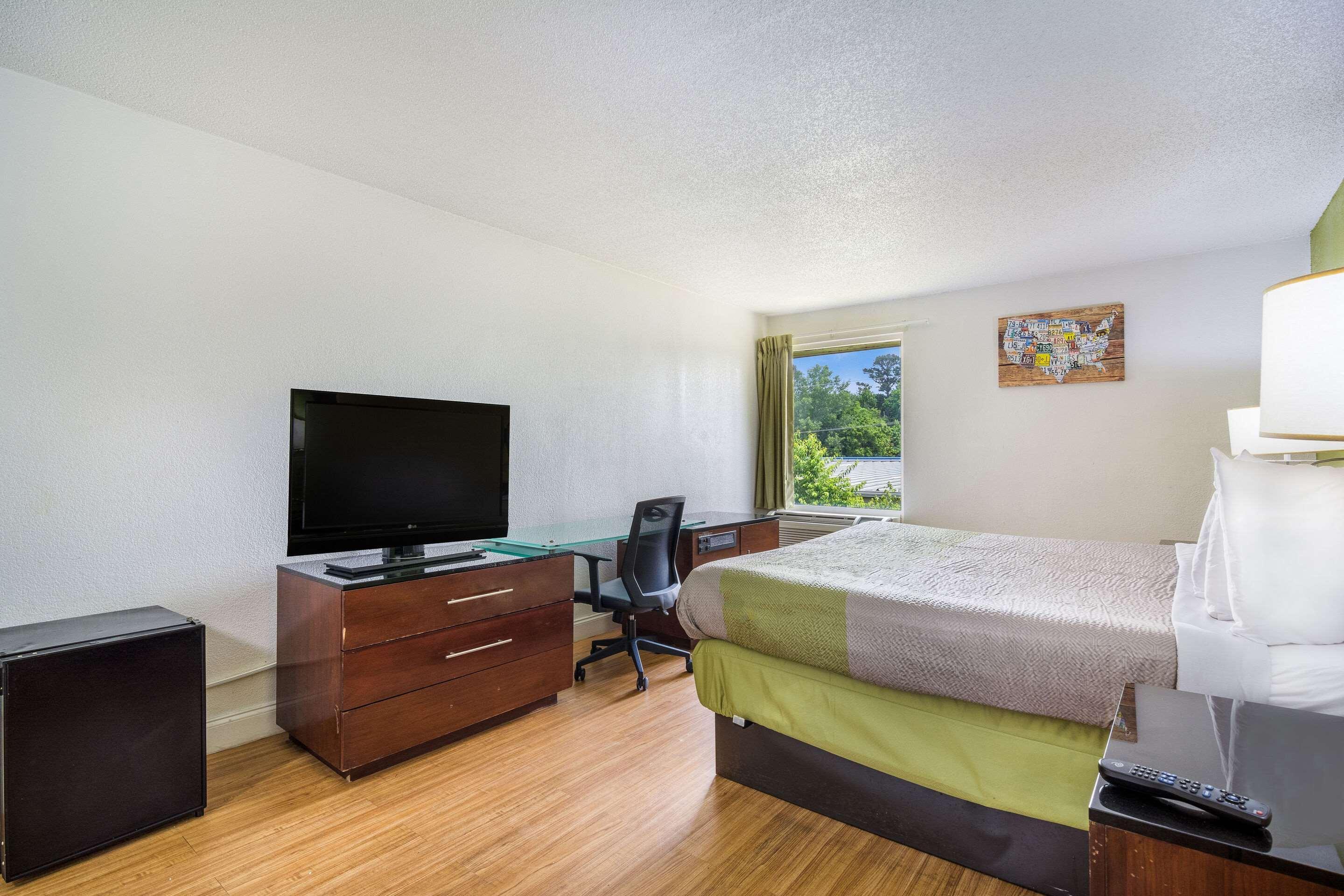 Econo Lodge Airport Near Billy Graham Parkway Charlotte Eksteriør billede