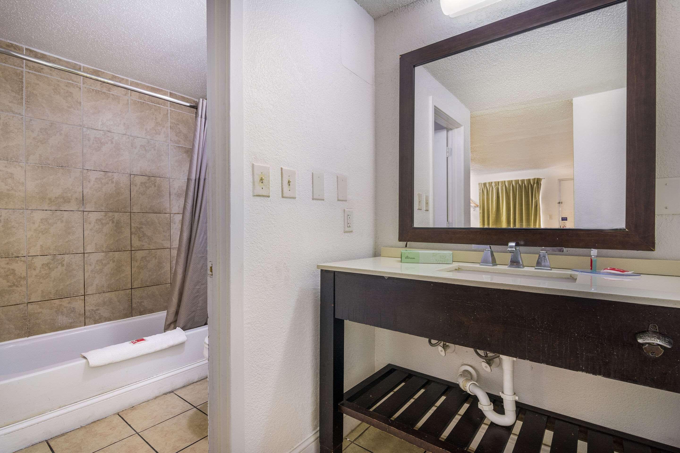 Econo Lodge Airport Near Billy Graham Parkway Charlotte Eksteriør billede