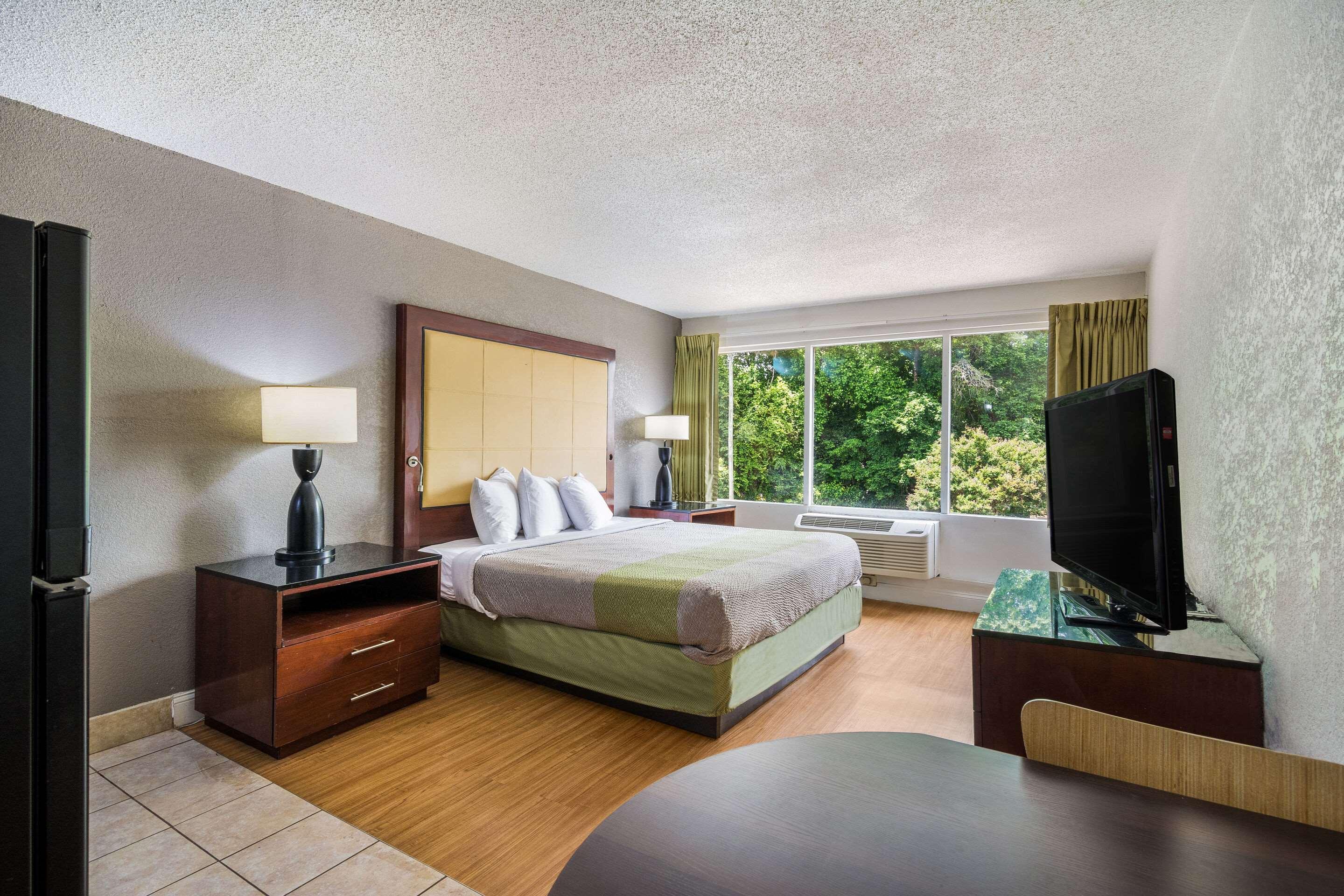 Econo Lodge Airport Near Billy Graham Parkway Charlotte Eksteriør billede