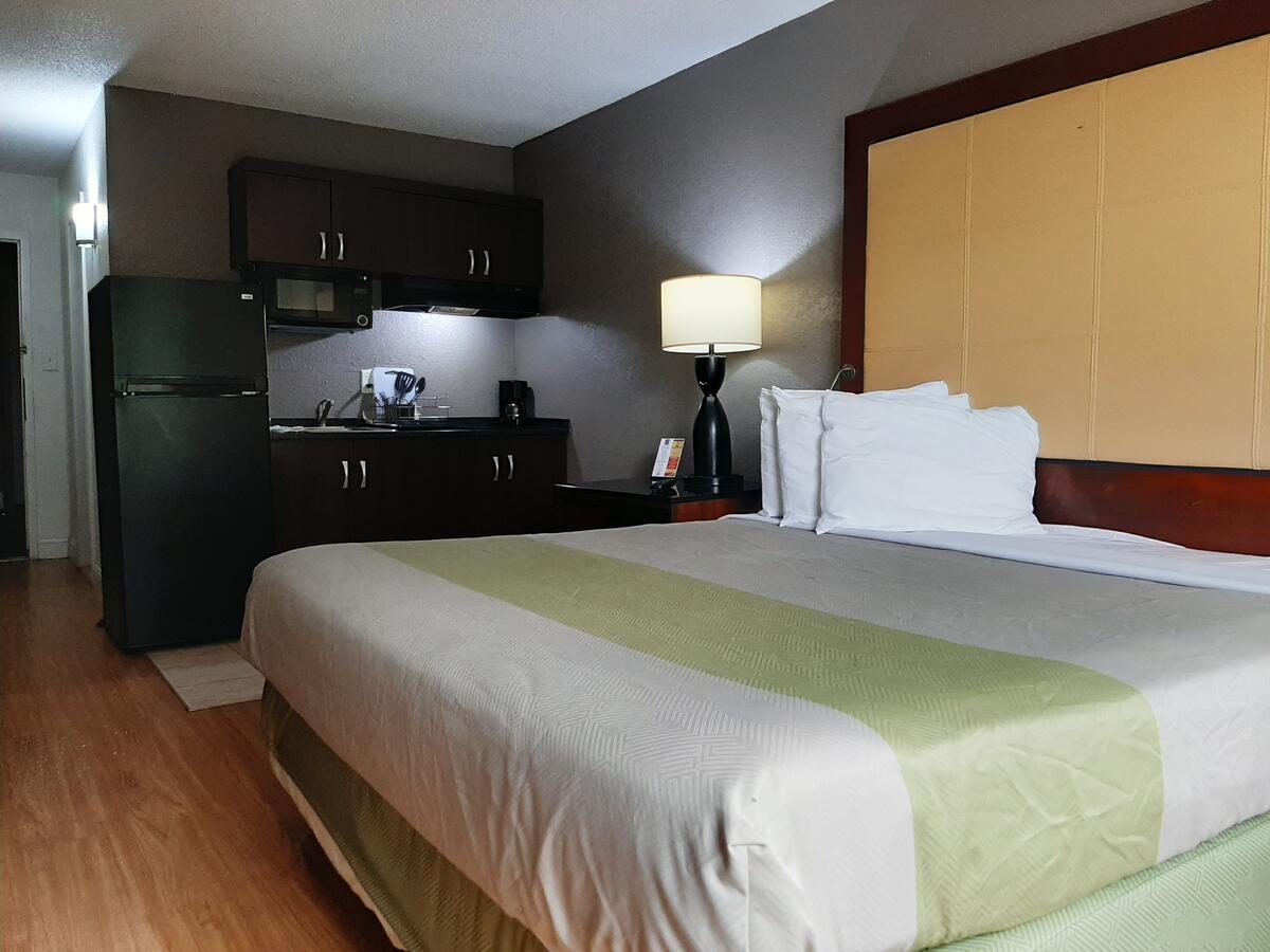 Econo Lodge Airport Near Billy Graham Parkway Charlotte Eksteriør billede